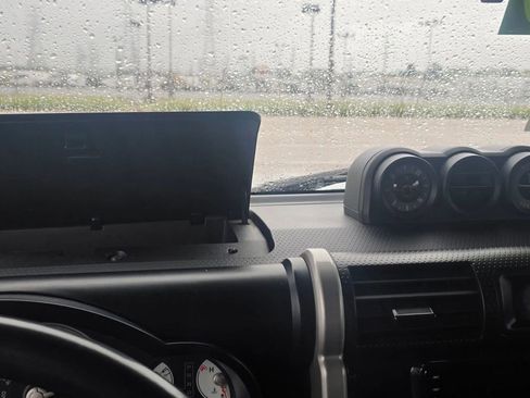 Used 2007 Toyota FJ Cruiser 4WD image 15