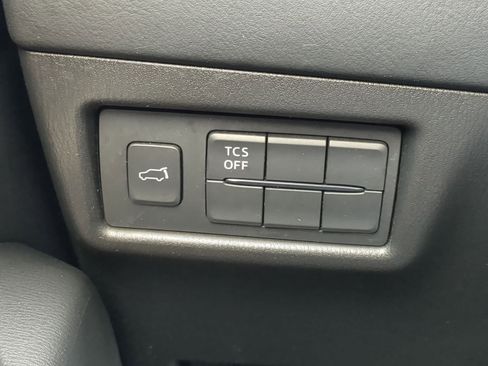 Used 2017 MAZDA CX-5 Touring w/ Preferred Equipment Package image 17