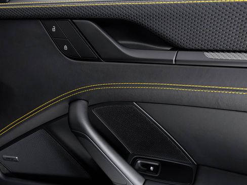 Used 2022 Porsche 911 GT3 image 41