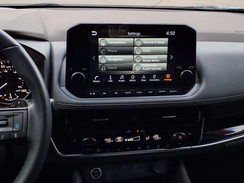 Certified 2023 Nissan Rogue SL w/ SL Premium Package image 15