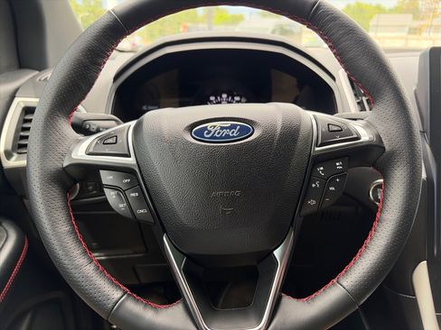 Used 2024 Ford Edge ST-Line AWD/4WD image 24