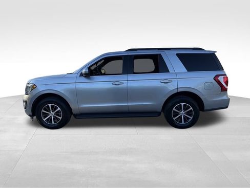 Used 2021 Ford Expedition XLT image 4