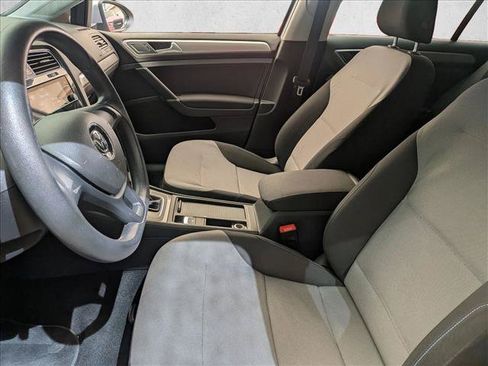 Used 2015 Volkswagen e-Golf Limited Edition FWD image 14