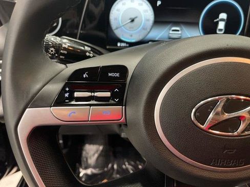 Used 2022 Hyundai Elantra SEL w/ Convenience Package image 26