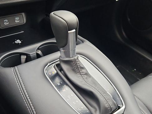 New 2026 Honda HR-V EX-L image 16