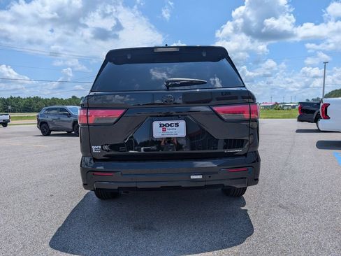 New 2026 Toyota Sequoia Platinum AWD/4WD image 4