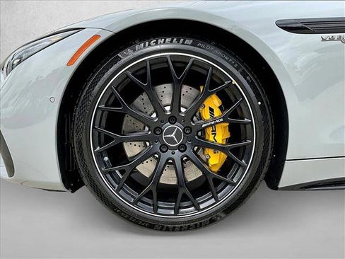 New 2026 Mercedes-Benz SL 63 AMG 4MATIC image 14