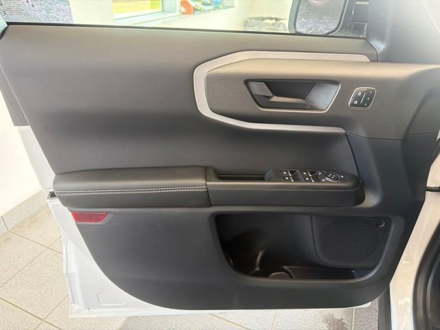 New 2026 Ford Bronco Sport Outer Banks w/ Interior Protection Package AWD/4WD image 14