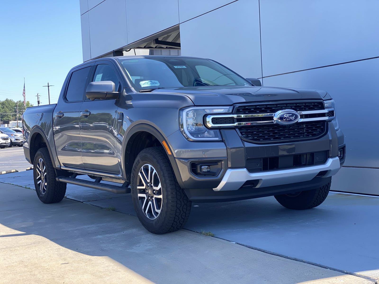 New 2026 Ford Ranger Lariat w/ Convenience Package AWD/4WD image 1
