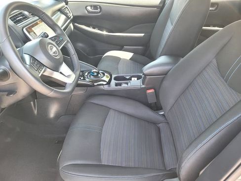 Certified 2024 Nissan Leaf SV Plus FWD image 17