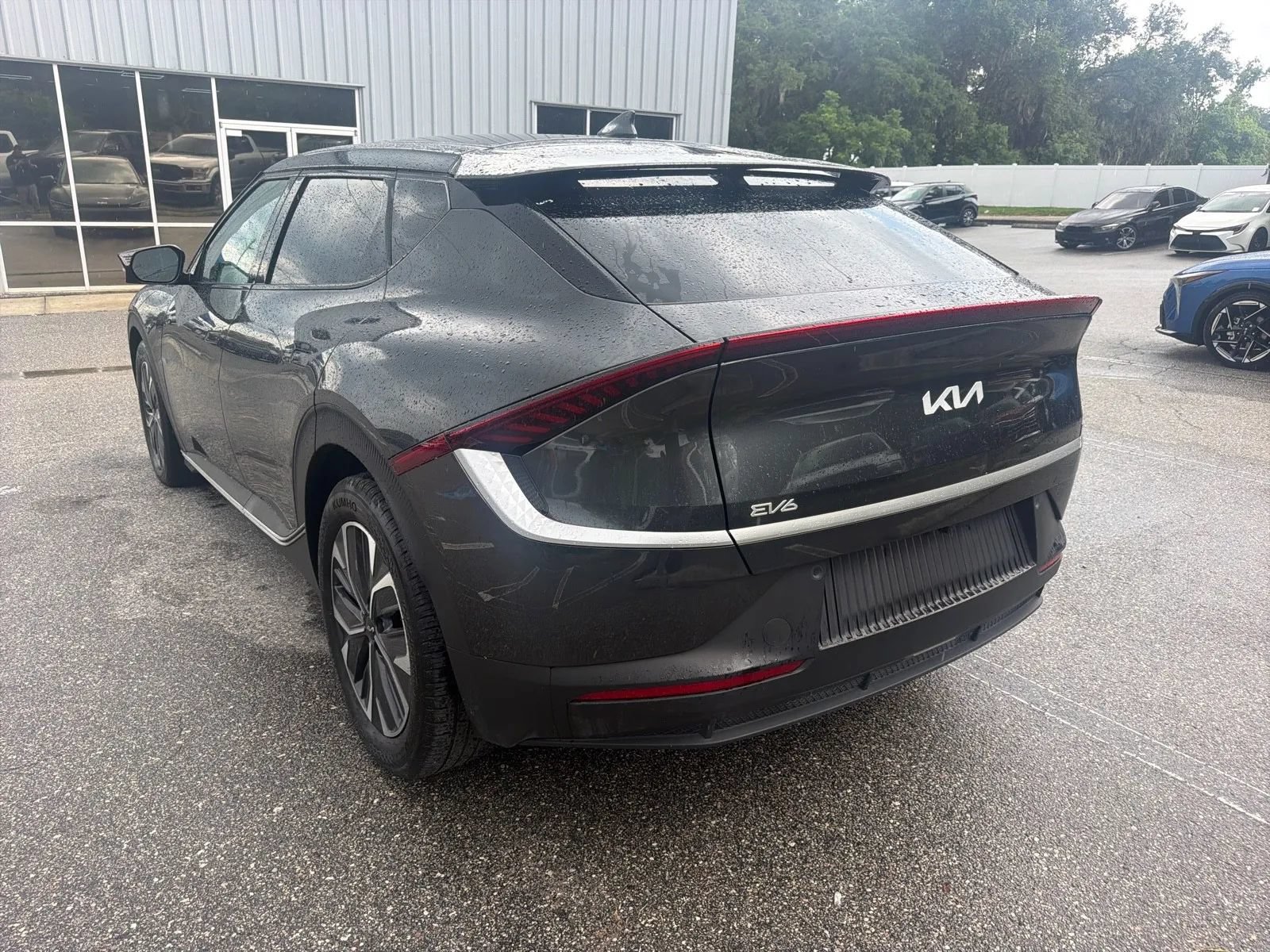 Used 2024 Kia EV6 Light RWD image 10