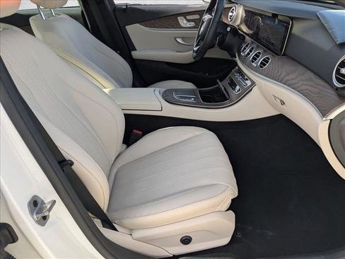 Used 2023 Mercedes-Benz E 350 Sedan image 22