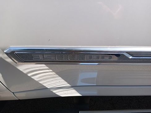 Used 2025 Chevrolet Silverado 3500 High Country w/ Technology Package AWD/4WD image 15
