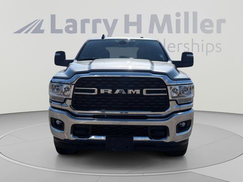 Used 2024 RAM 2500 Big Horn w/ Heated Seats & Wheel Group AWD/4WD image 9