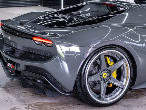 Used 2023 Ferrari 296 GTS RWD image 22