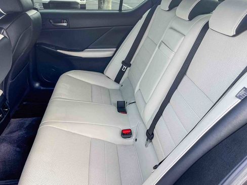 Certified 2023 Lexus IS 500 w/ Accessory Package image 18