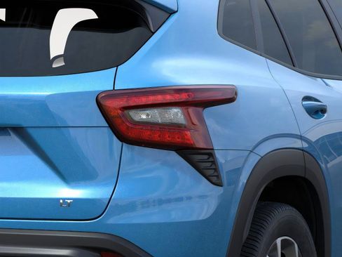 New 2026 Chevrolet Trax LT w/ LT Convenience Package image 11