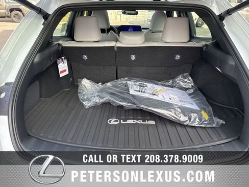 New 2026 Lexus UX 300h AWD image 19