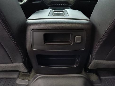 Used 2017 Chevrolet Silverado 2500 High Country w/ Duramax Plus Package AWD/4WD image 25