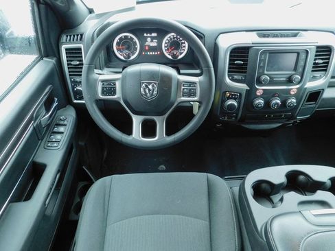 Used 2024 RAM 1500 Classic Warlock image 14