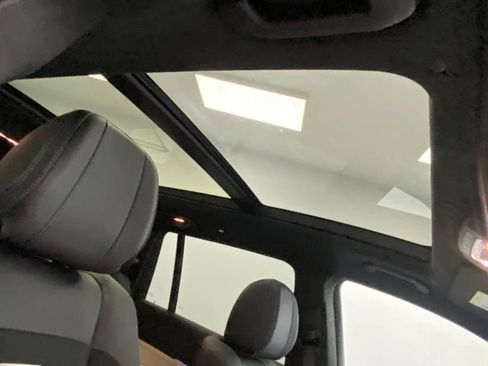 Used 2024 Mercedes-Benz GLS 63 AMG AMG GLS 63 4MATIC+ SUV image 17