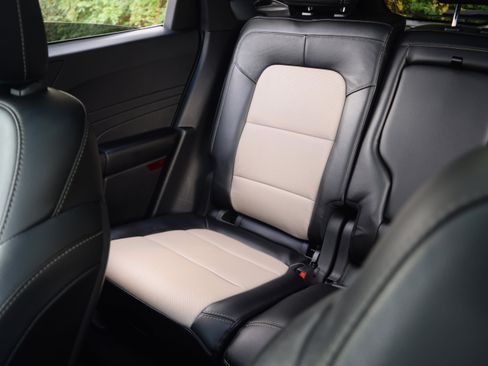 Certified 2022 Ford Escape Titanium w/ Titanium Premium Package image 15