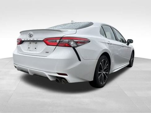 Used 2019 Toyota Camry SE image 7