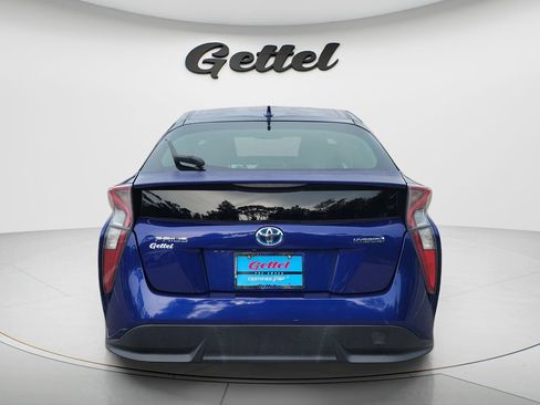 Used 2016 Toyota Prius Four Touring FWD image 6