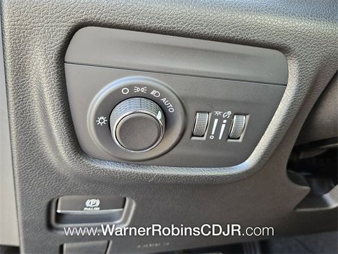 New 2025 Jeep Grand Cherokee L Laredo w/ Luxury Tech Group I image 27