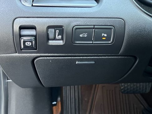 Used 2020 Chevrolet Impala LT w/ LT Convenience Package image 29