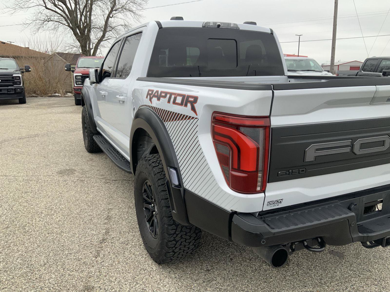 Used 2025 Ford F150 Raptor AWD/4WD image 20