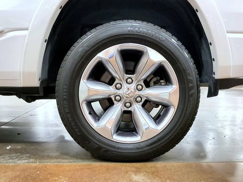 Used 2020 RAM 1500 Limited AWD/4WD image 23