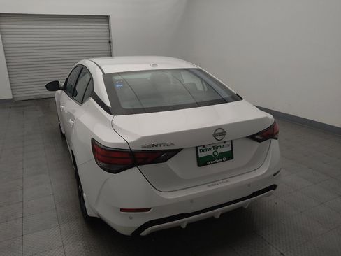 Used 2025 Nissan Sentra SV FWD image 6
