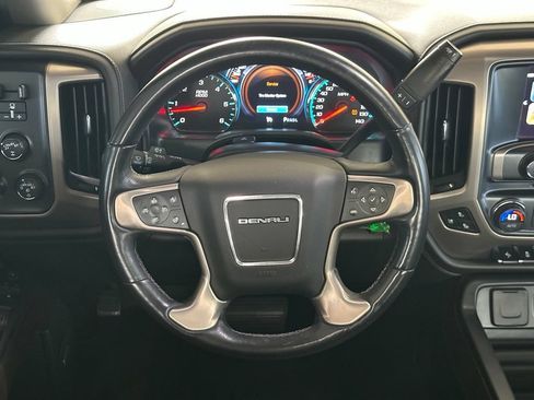 Used 2018 GMC Sierra 1500 Denali w/ Denali Ultimate Package AWD/4WD image 18