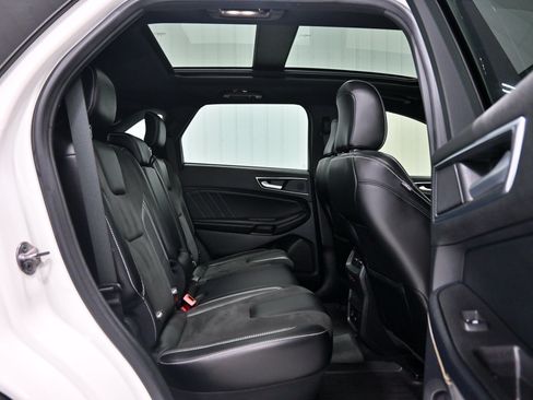 Used 2022 Ford Edge ST w/ Equipment Group 401A AWD/4WD image 31