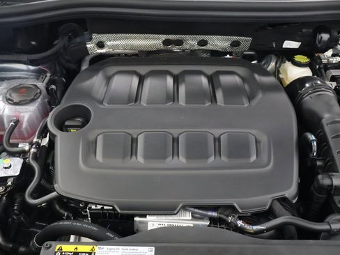 New 2026 Volkswagen Tiguan SE image 28