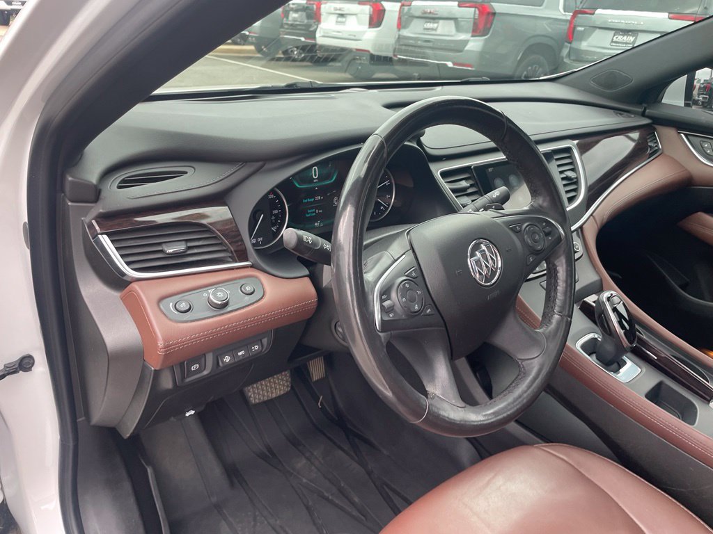 Used 2018 Buick LaCrosse Avenir w/ Driver Confidence Package #2 AWD/4WD image 12