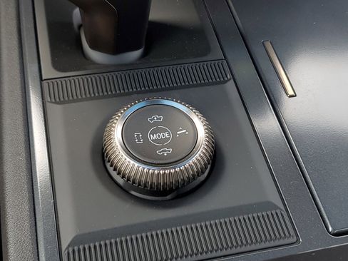 New 2025 GMC Hummer EV 2X image 29