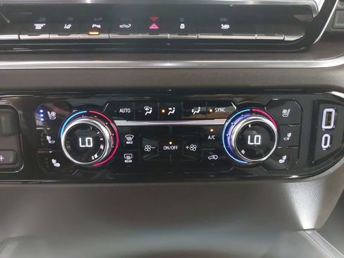 New 2026 GMC Sierra 3500 SLT w/ SLT Premium Package image 20