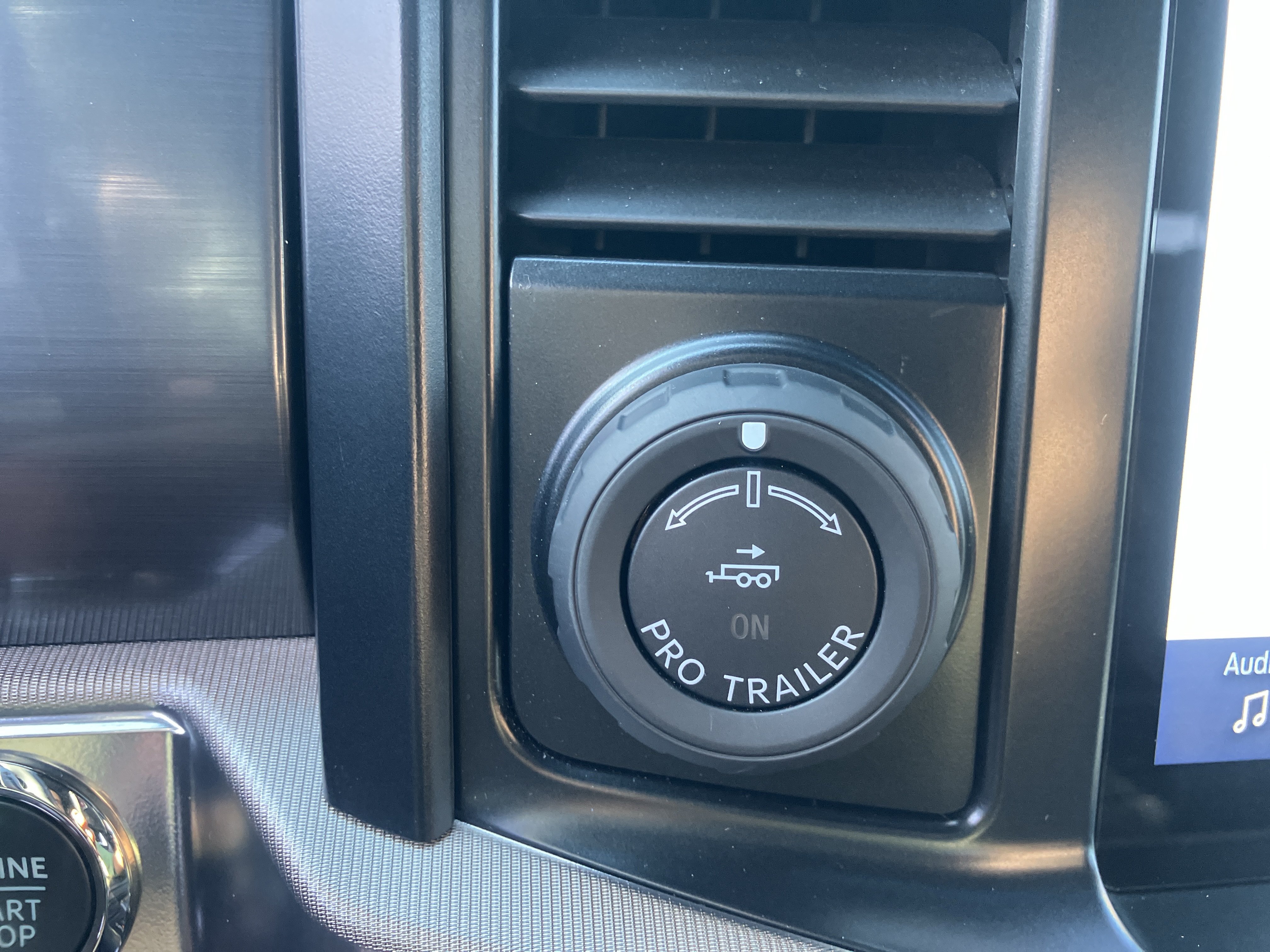 Certified 2023 Ford F150 Raptor AWD/4WD image 27