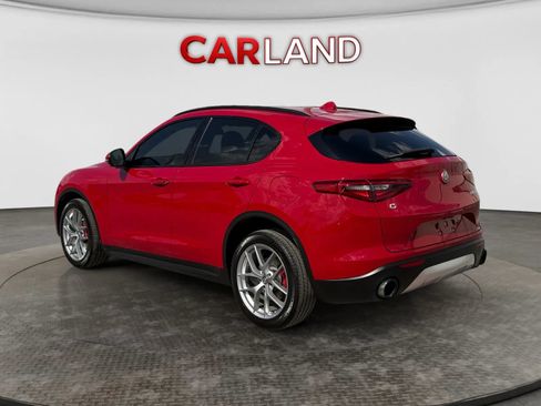 Used 2018 Alfa Romeo Stelvio Ti Sport AWD/4WD image 4