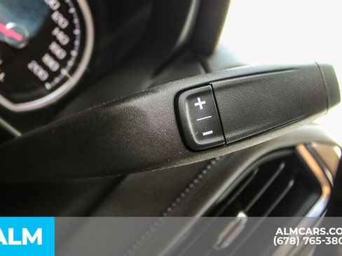 Used 2022 Chevrolet Silverado 3500 High Country image 30