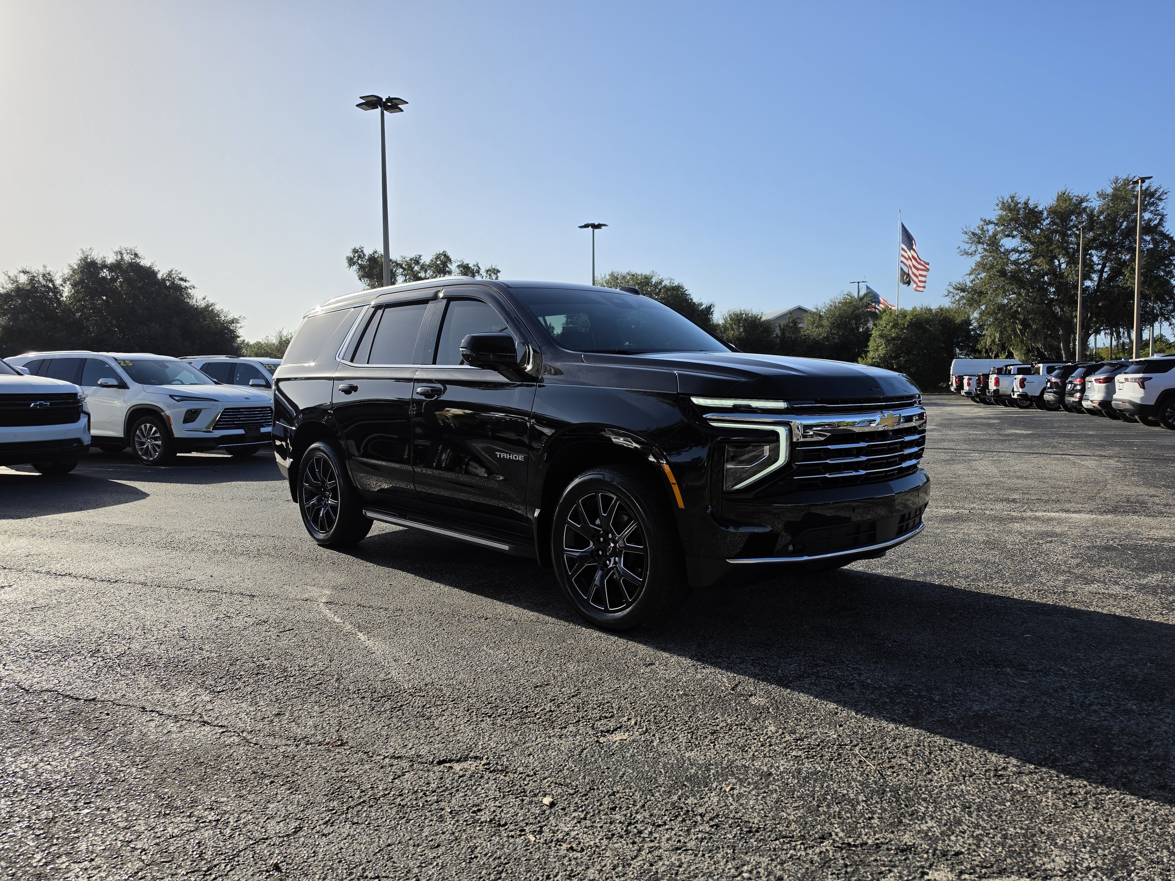 Used 2026 Chevrolet Tahoe LT w/ Comfort Package AWD/4WD image 1