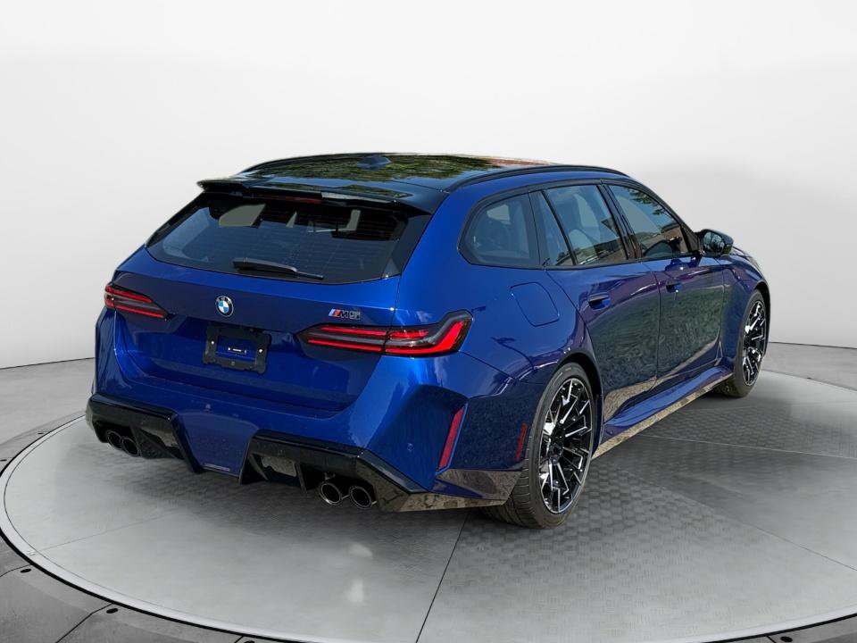 New 2027 BMW M5 Touring AWD/4WD image 7