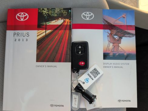 Used 2013 Toyota Prius Two FWD image 38