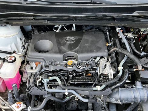 Used 2021 Toyota Sienna Limited FWD image 32