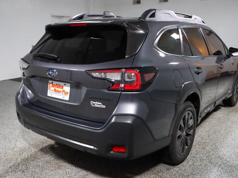 Used 2023 Subaru Outback Onyx Edition AWD/4WD image 7