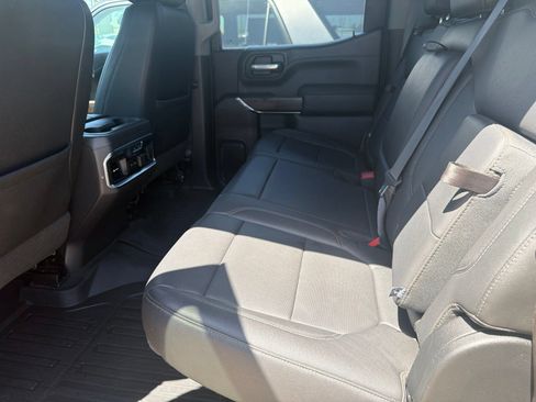 Used 2021 GMC Sierra 1500 SLT RWD image 10