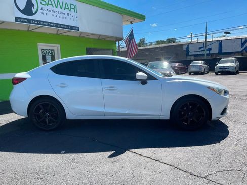 Used 2015 MAZDA MAZDA3 i Sport FWD image 7