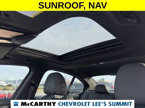 Used 2021 BMW 330i xDrive Sedan w/ Convenience Package image 6